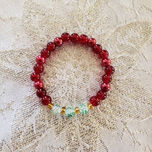 Bracelets - Picture 2 of 7